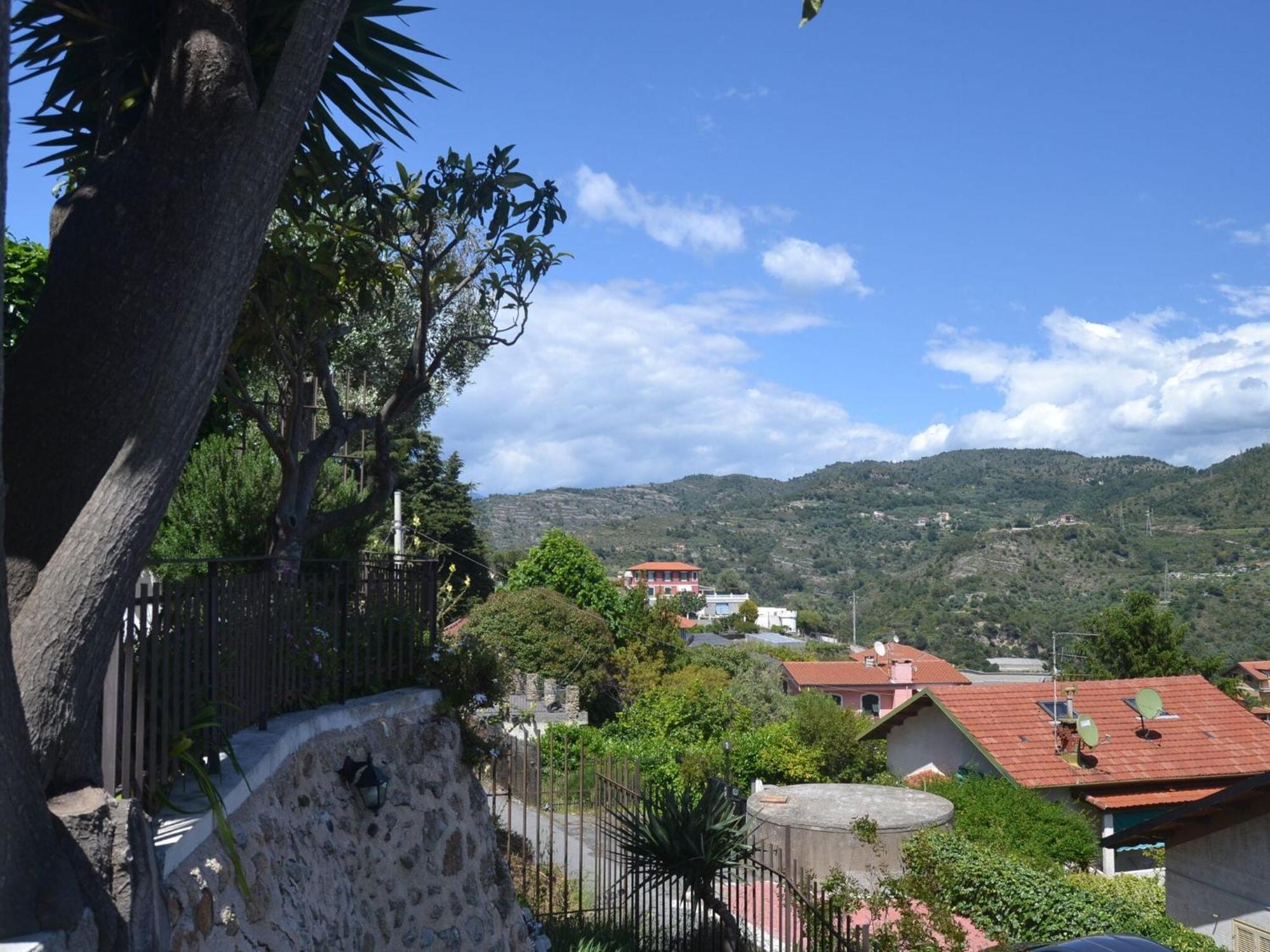 Belvilla By Oyo Ventimiglia Bagian luar foto